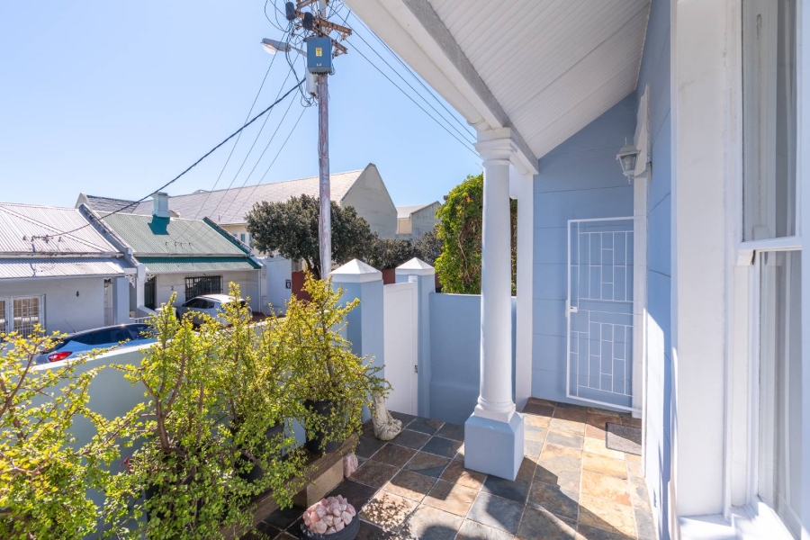 1 Bedroom Property for Sale in Woodstock Western Cape